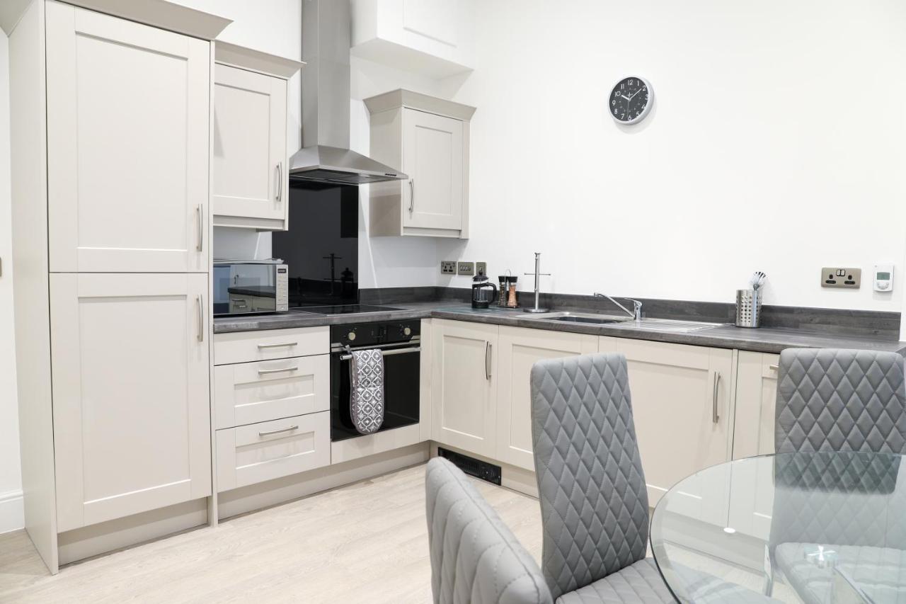 16 Queen Avenue Collection By Happy Days Liverpool Esterno foto