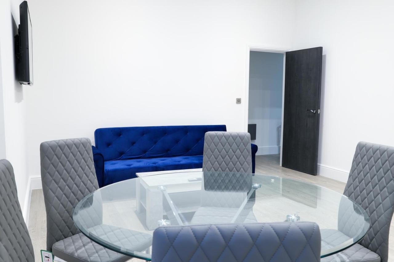 16 Queen Avenue City Centre Serviced Apartment W Free Parking Liverpool Esterno foto