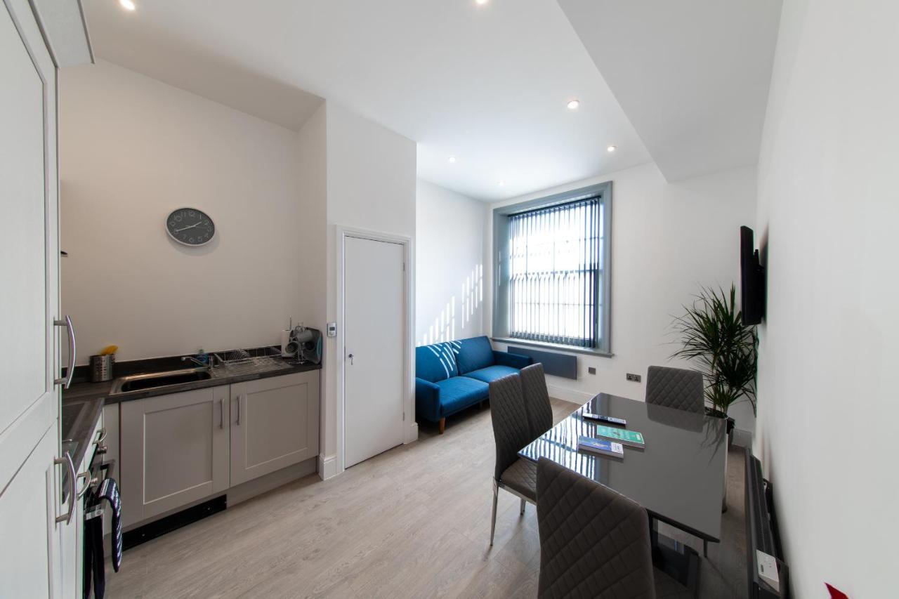 16 Queen Avenue Collection By Happy Days Liverpool Esterno foto