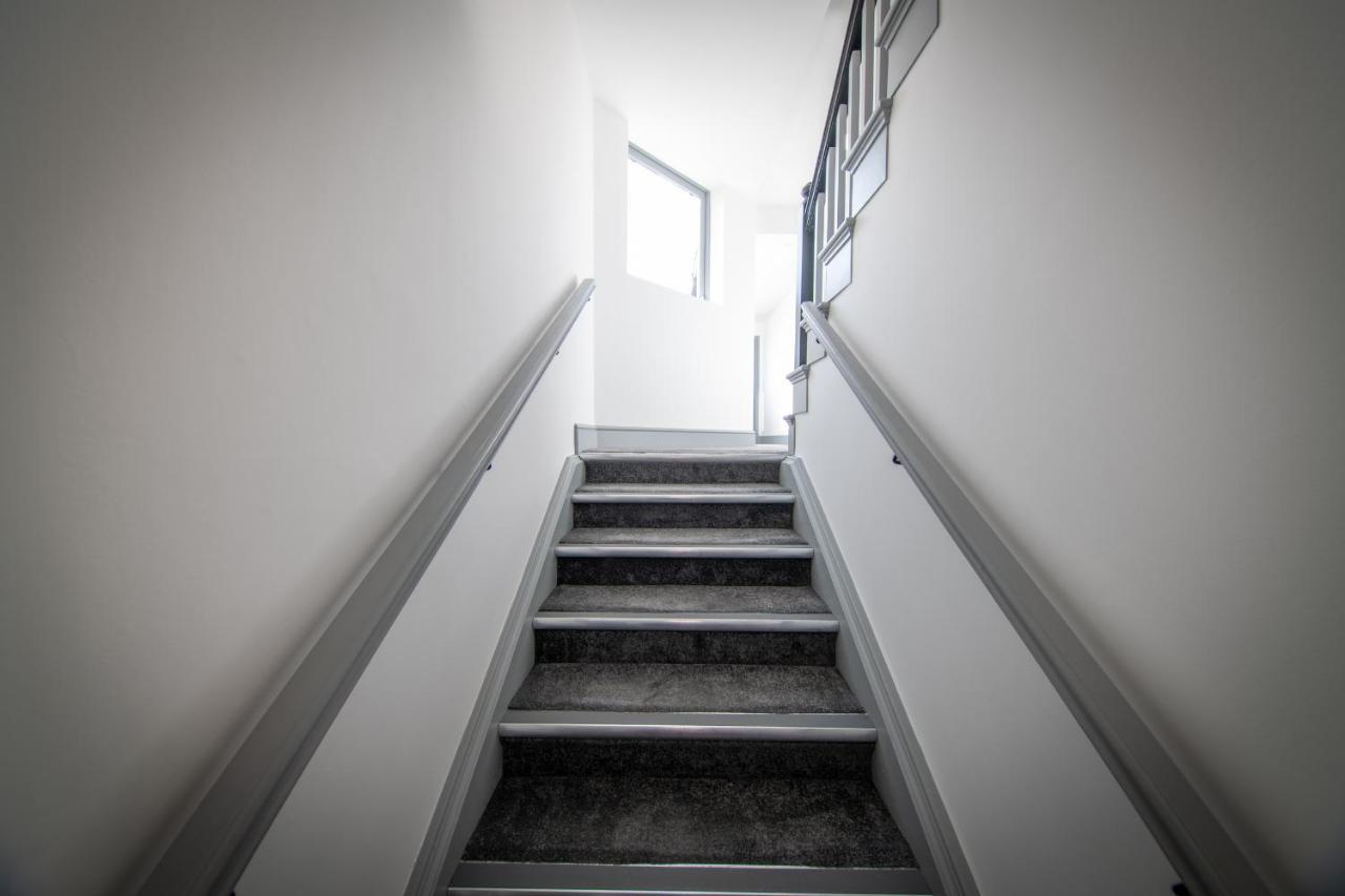 16 Queen Avenue Collection By Happy Days Liverpool Esterno foto